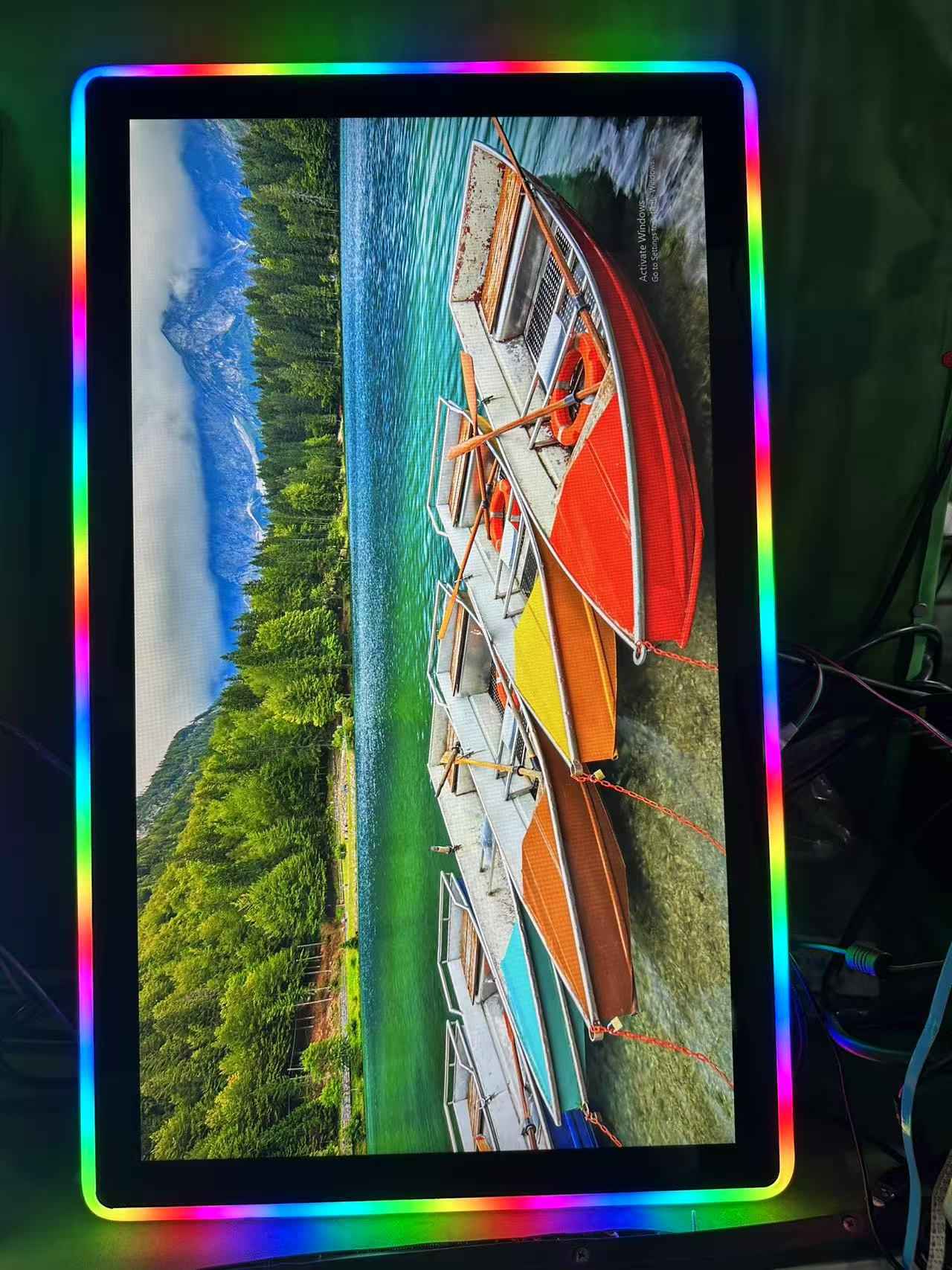 RGB LED ile 27 inç kapasitif dokunmatik ekran oyun monitörü