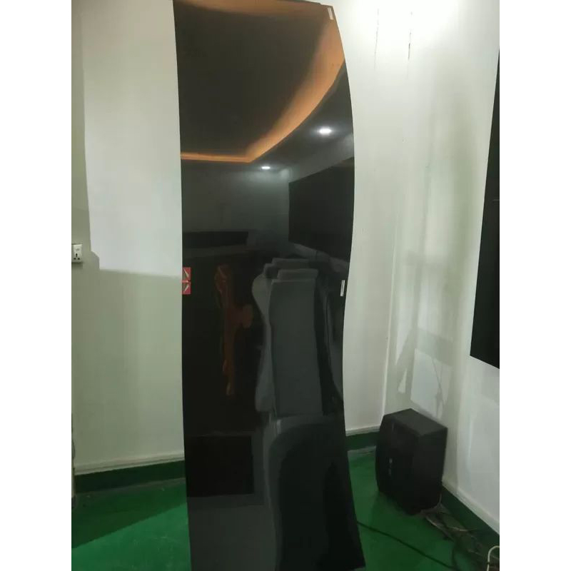 Kavisli LCD Ekran Dijital Tabela