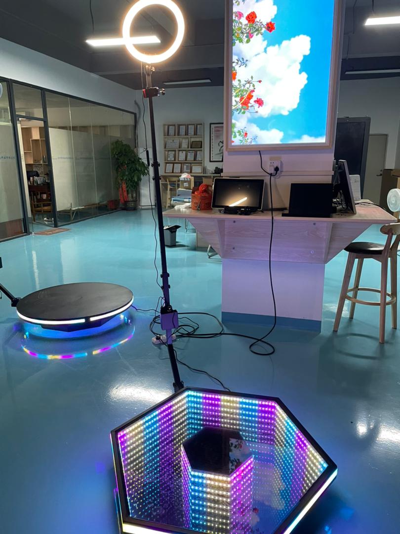 Dönen 3D Holografik Ekran Otomatik 360 Derece selfie fotoğraf kabini